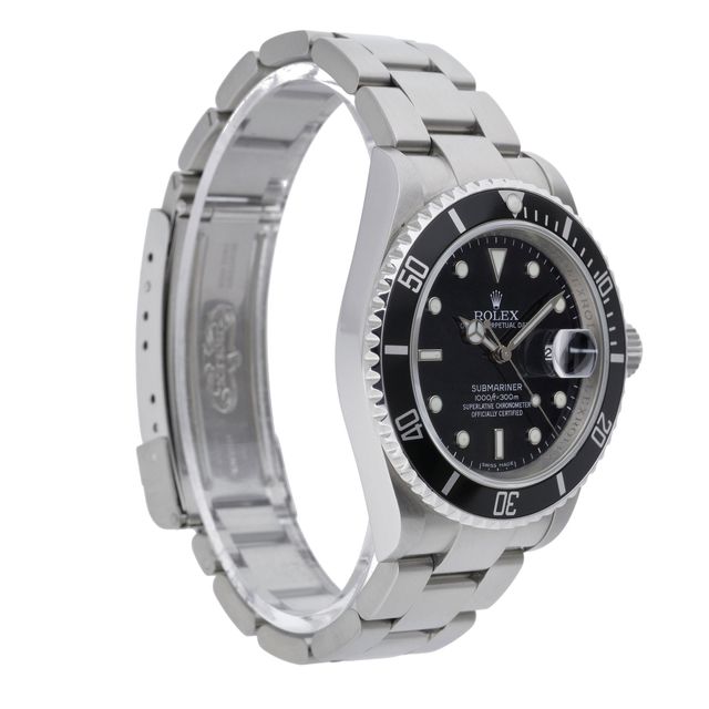 Rolex Submariner 16610 Image 2